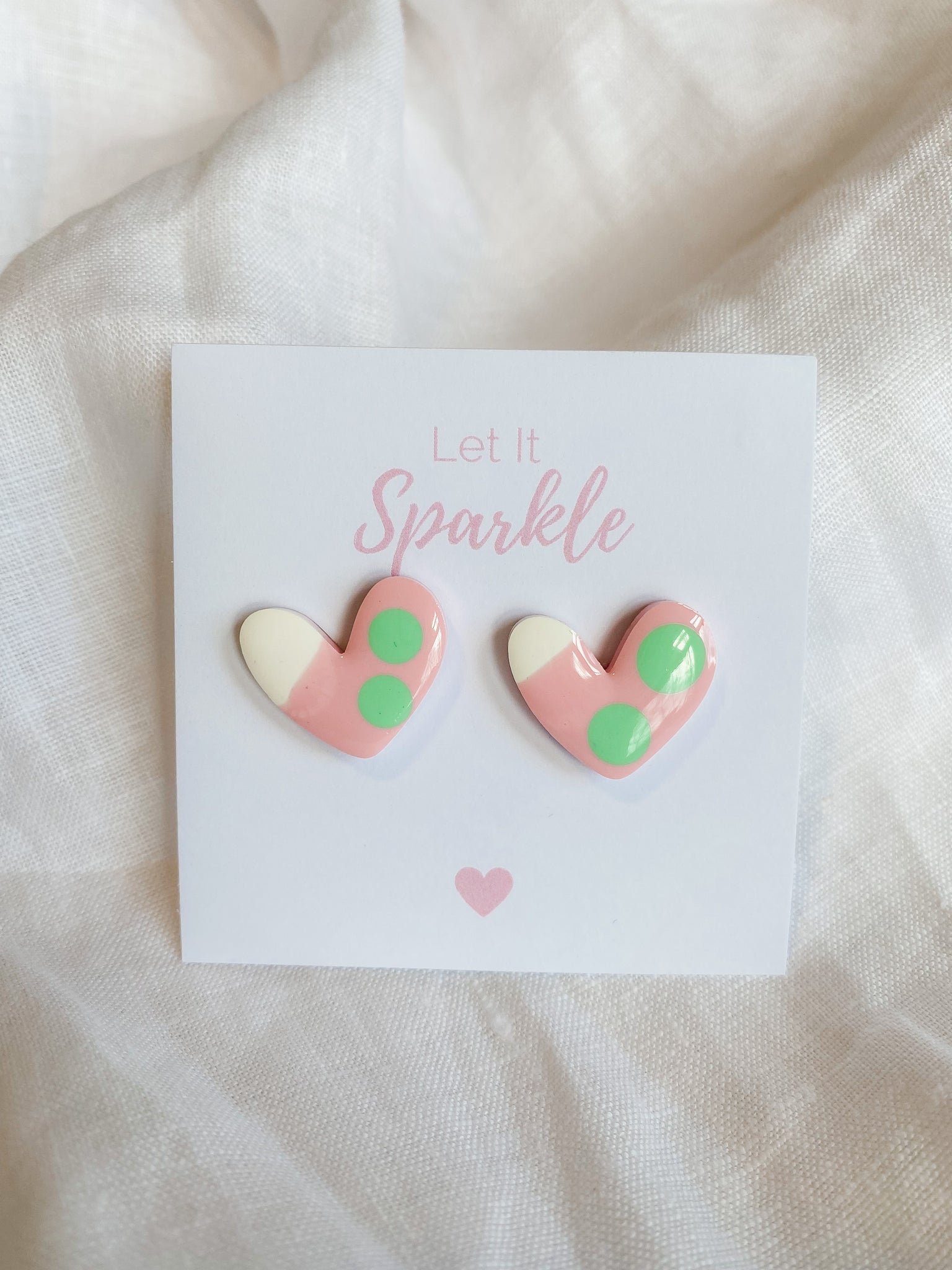 Resin Heart Studs - Marshmallow