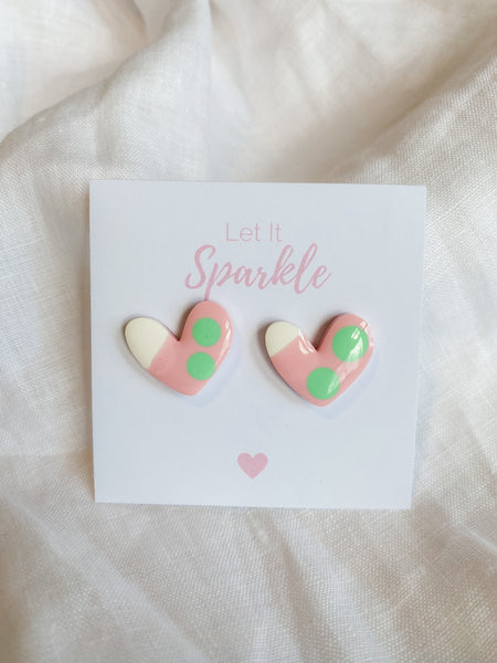 Resin Heart Studs - Marshmallow