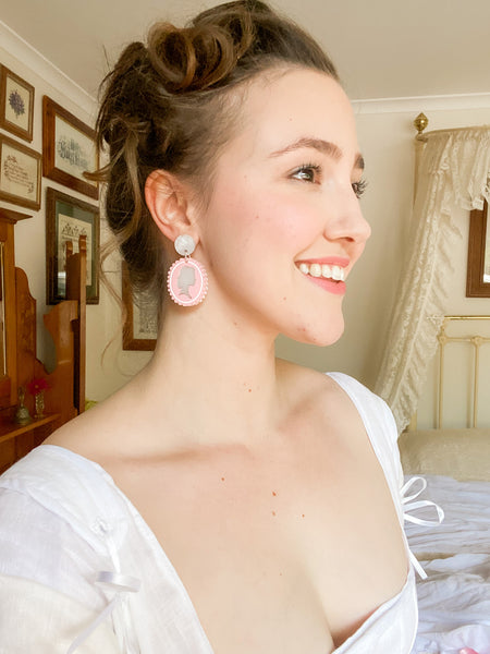 Lady April Dangle PINK